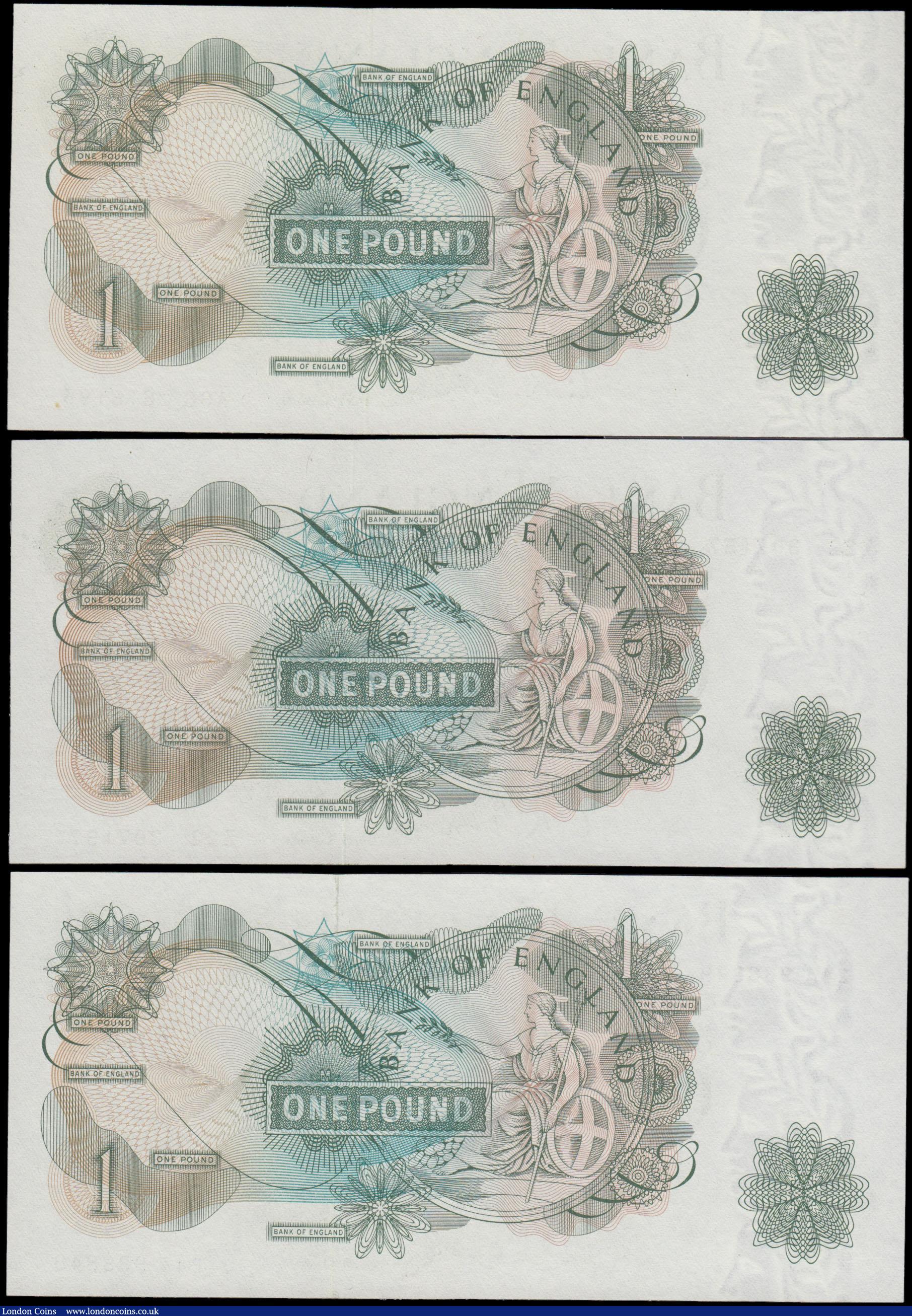 London Coins : A165 : Lot 393 : One Pounds QE2 portrait and seated Britannia, O'Brien (3) comprising  B281 Green issue 1960 (2)...