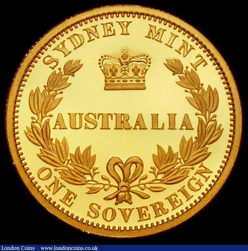 London Coins : A166 : Lot 911 : Australia 25 Dollars 2005 the reverse as the Victorian Sydney Branch Mint Sovereign Gold Proof FDC o...