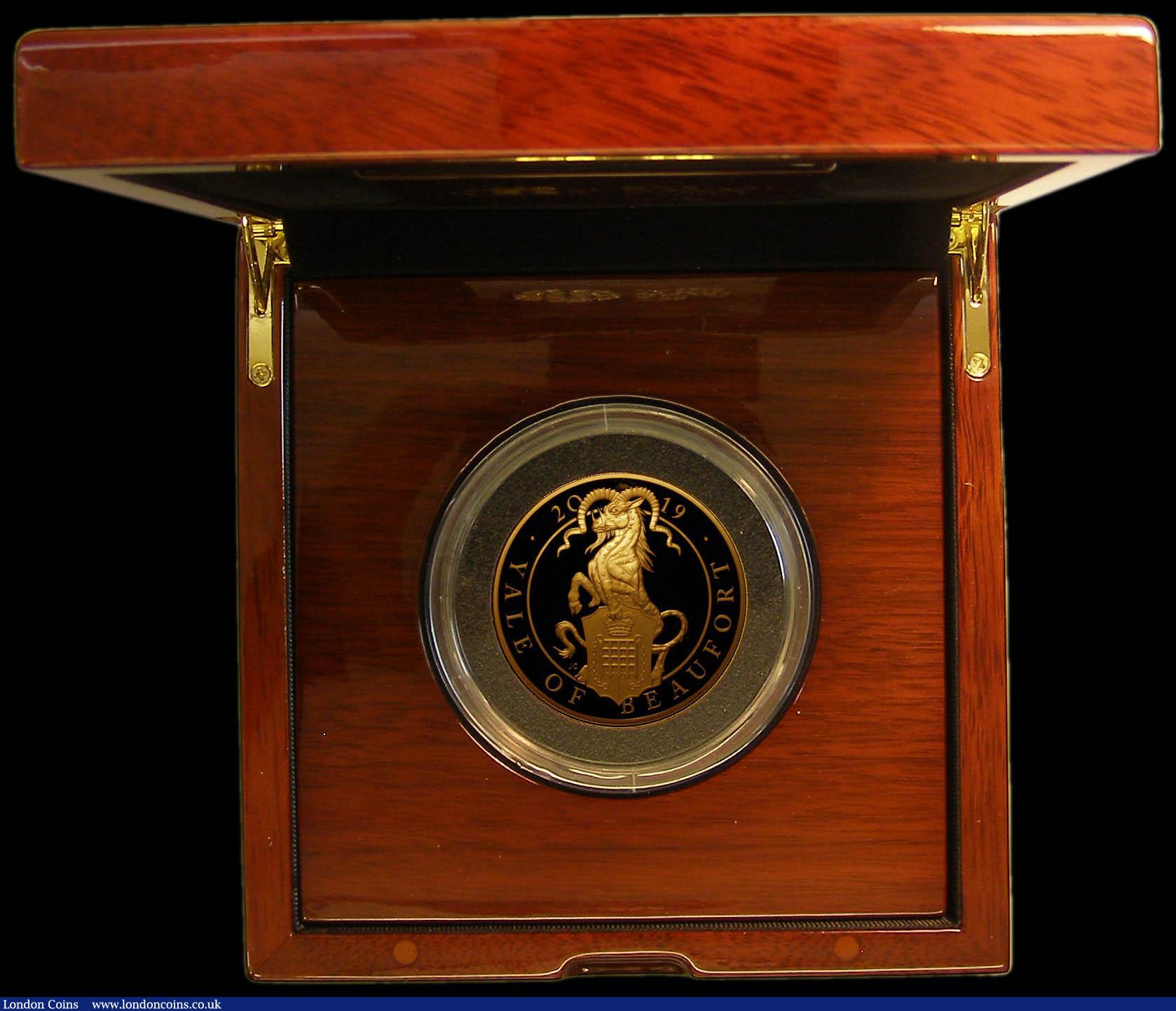London Coins : A168 : Lot 399 : Five Hundred Pounds 2019 Queen's Beasts - The Yale of Beaufort 5oz. Gold Proof FDC, in the Roya...