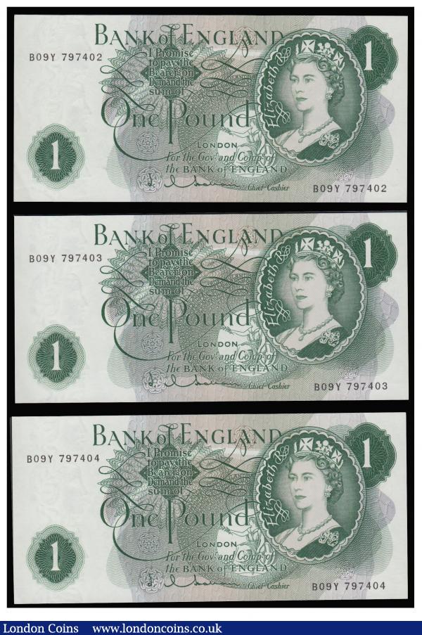 One Pound Hollom B288, prefix B09Y, last series, (3) consecutive numbers B09Y 797402/3 and 4 scarce, Unc or near so : English Banknotes : Auction 171 : Lot 55