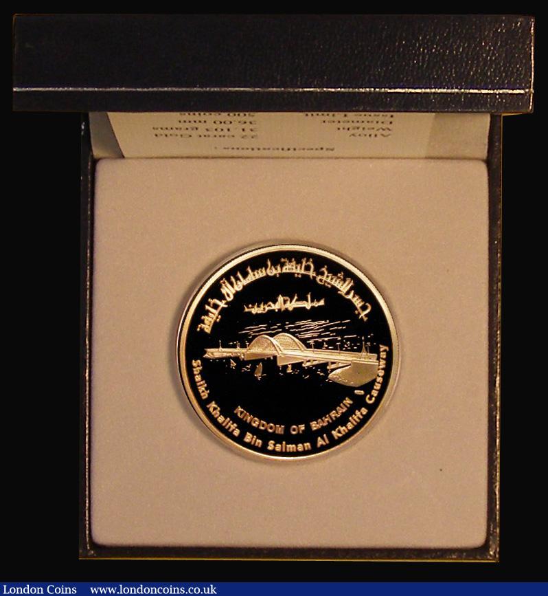 London Coins : A173 : Lot 625 : Bahrain Official Opening of Shaikh Khalifa bin Salman Al Khalifa Causeway Gold Medal 36 mm diameter,...