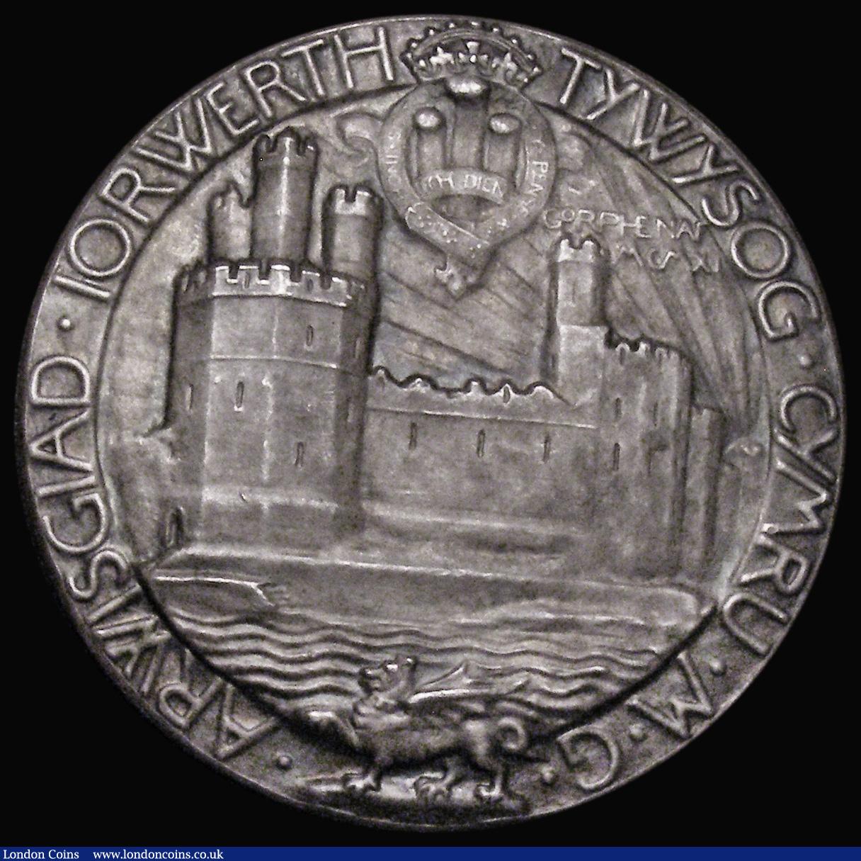 London Coins : A175 : Lot 838 : Investiture of Prince Edward as Prince of Wales 1911 35mm diameter in silver Eimer 1925, BHM 4079, T...