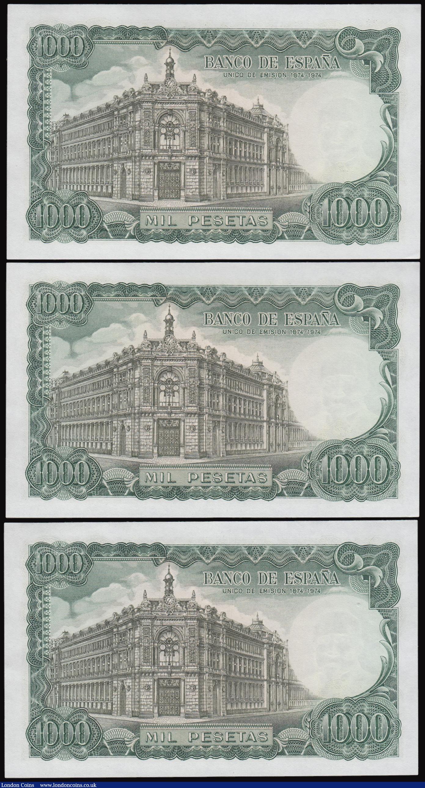 London Coins : A177 : Lot 188 : Spain 1000 Pesetas dated 17.9.1971, issued 1974, (3) consecutively numbered D4239536, D4239537 and D...