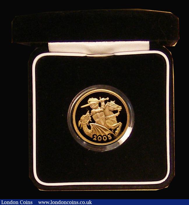 London Coins : A177 : Lot 495 : Sovereign 2005 S.SC6 Gold Proof nFDC with light toning, in the Royal Mint box of issue with booklet-...