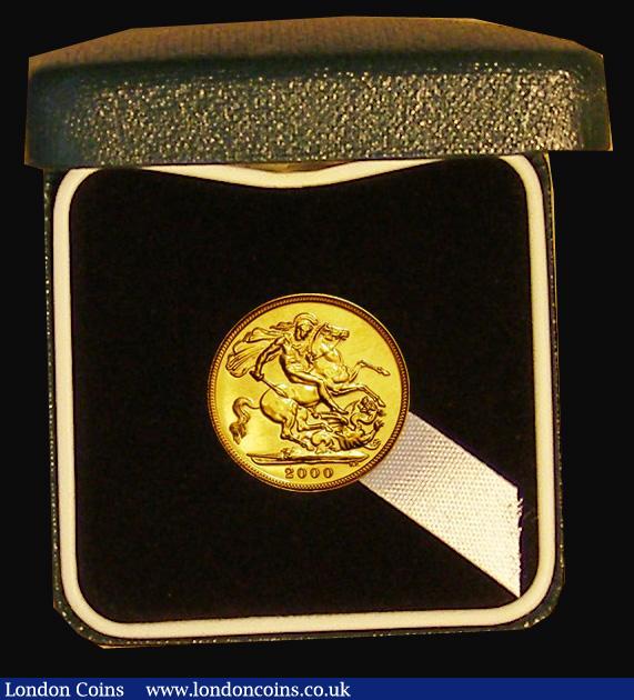 London Coins : A178 : Lot 1853 : Sovereign 2000 S.SC4 UNC and lustrous, lightly toned, in a presentation box