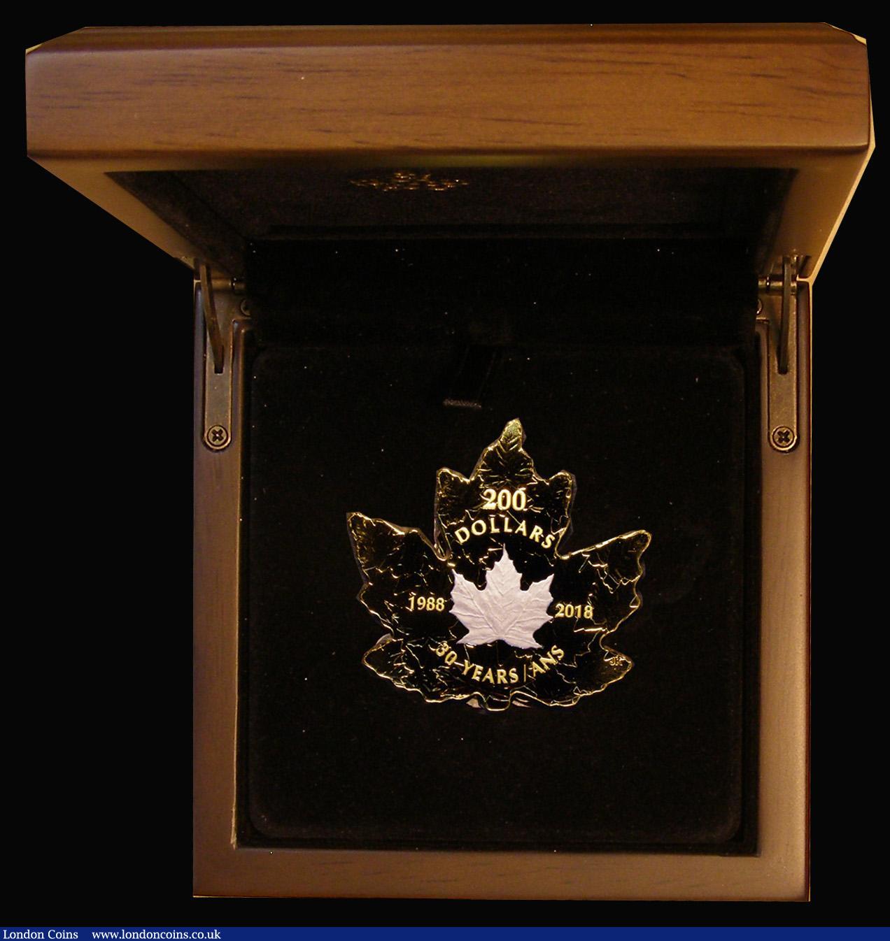 London Coins : A179 : Lot 703 : Canada 200 Dollars 2018 30th Anniversary of the Platinum Maple Leaf, Maple-Leaf shaped Gold Proof 31...