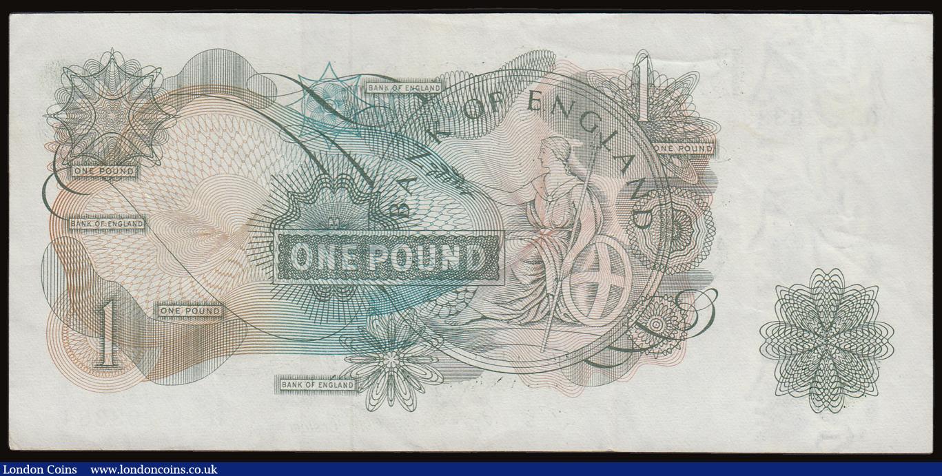 London Coins : A186 : Lot 127 : One Pound Page QE2 portrait & seated Britannia in Medallion B302 Replacement issue 1967 first ru...