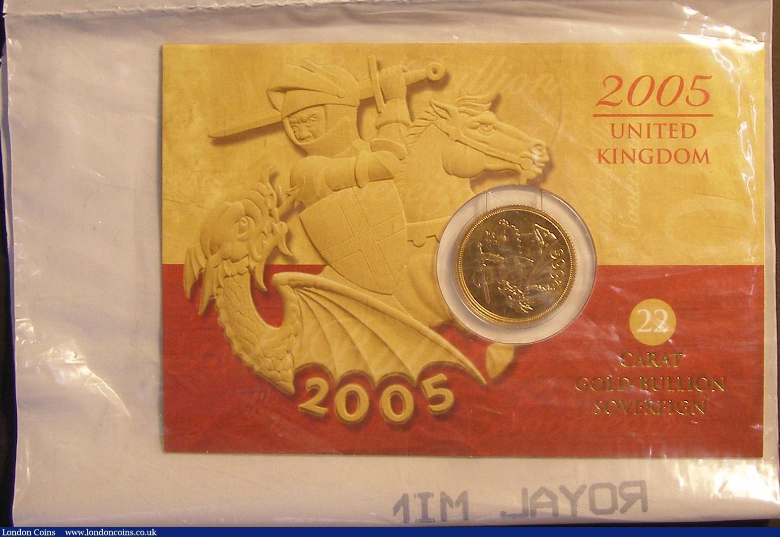 London Coins : A191 : Lot 451 : Sovereign 2005 Modern George and the Dragon 1 year type Unc in the Royal Mint's presentation ca...