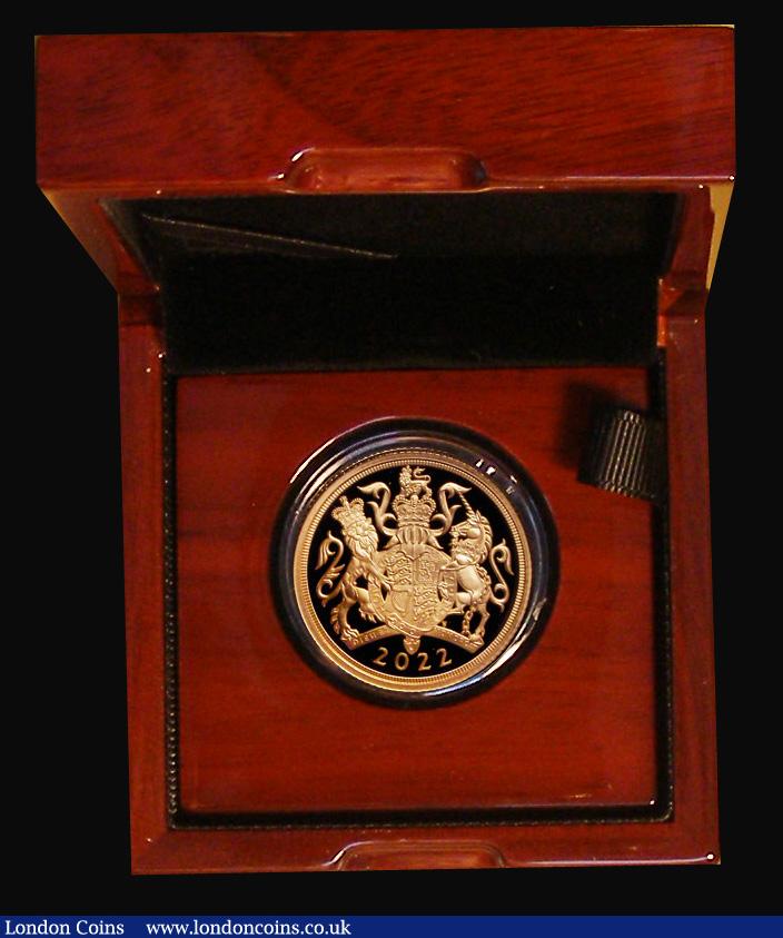 London Coins : A191 : Lot 474 : Sovereign 2022 Queen Elizabeth II Platinum (70th) Jubilee Gold Proof Reverse: Crowned Royal Arms wit...