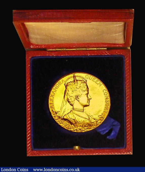London Coins : A193 : Lot 581 : Coronation of Edward VII 1902 31mm diameter Eimer 1871 in gold, by G.W.de Saulles. Obverse: Bust rig...