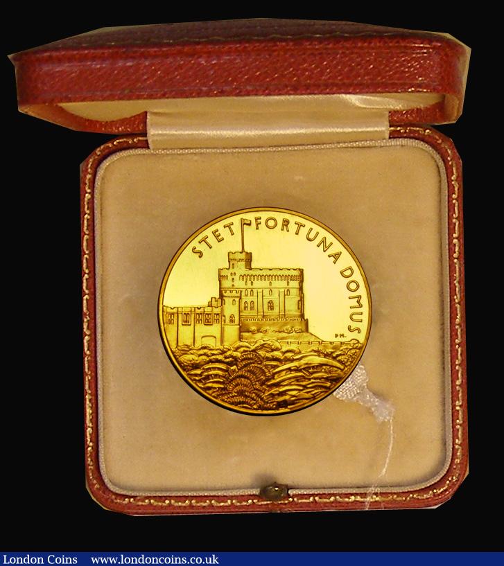 London Coins : A193 : Lot 606 : George V Silver Jubilee 1935 The Official Royal Mint Issue 32mm diameter in gold by P. Metcalfe, Eim...