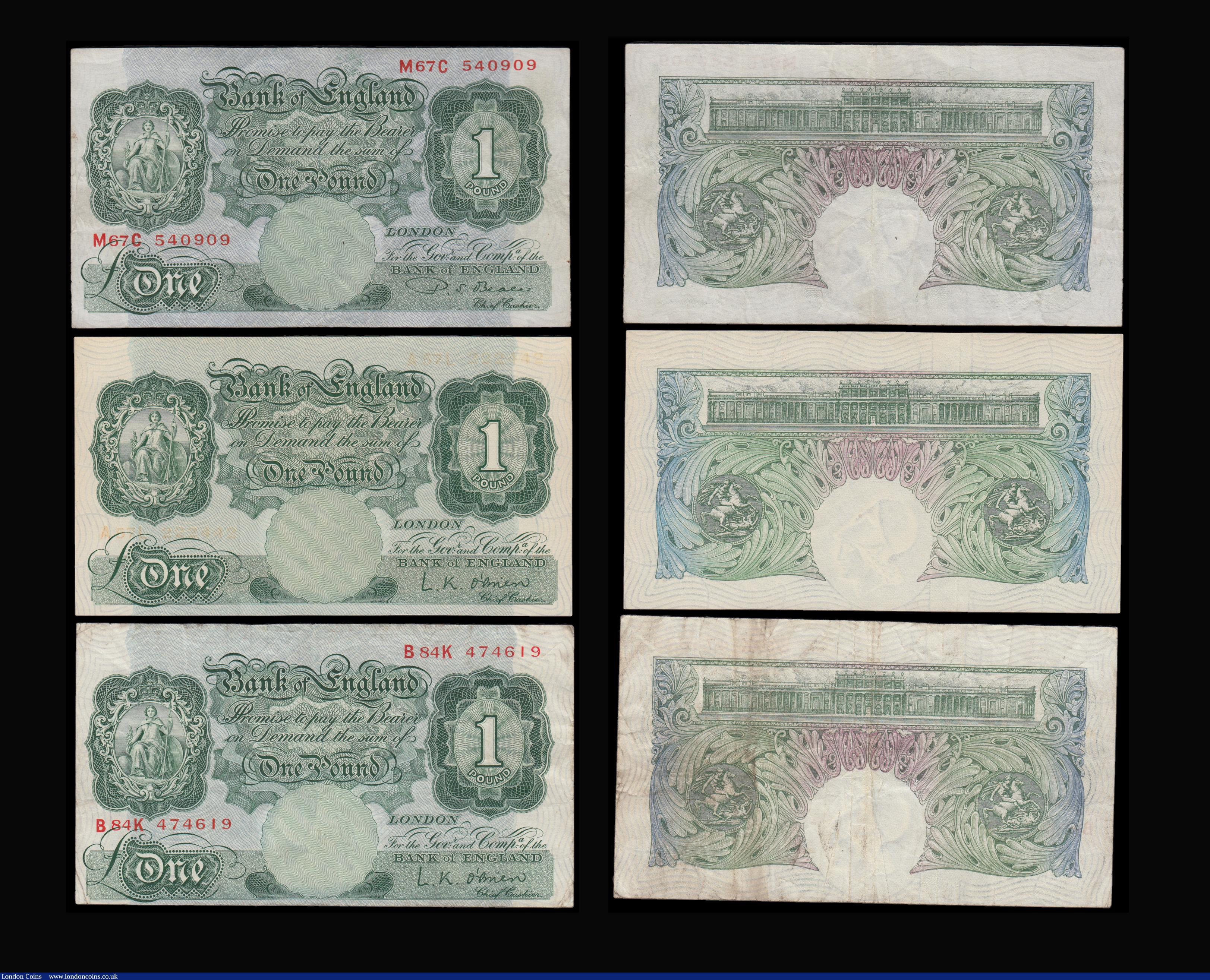 London Coins : A193 : Lot 79 : Errors One Pounds Green Britannia (4) O'Brien B273 (3) prefix C59K  Fishtail at top left VF wit...
