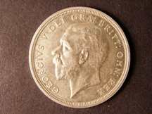 London Coins : A124 : Lot 210 : Crown 1931 ESC 371 EF
