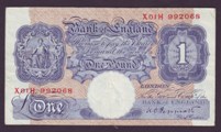 London Coins : A133 : Lot 2584 : One Pound Peppiatt. B249. X01H 992068. First of last run. Near VF.