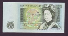 London Coins : A133 : Lot 2954 : One Pound Somerset. B348. First series. AN01 000055. Exceptionally rare low number. UNC.